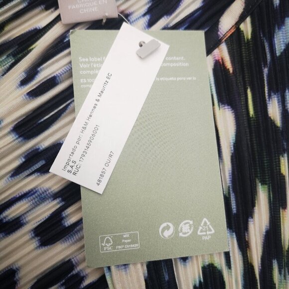 NWT H&M Ladies Size XL Multi Colored Pattern Tiny Pleats Maxi Length Dress - Picture 6 of 10